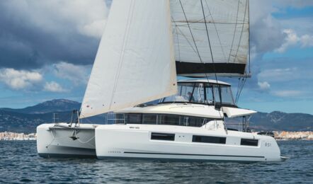 Lagoon-51-aussenaufnahme-01