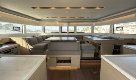 Lagoon-51-innenaufnahme-01