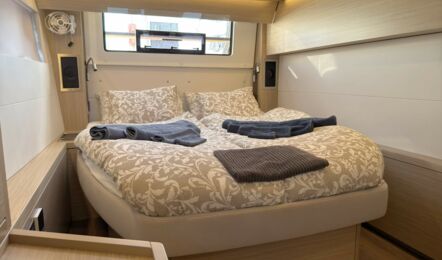 Lagoon-51-innenaufnahme-09