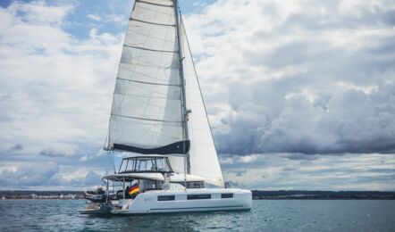 Lagoon-51-aussenaufnahme-08