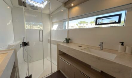 Lagoon-51-innenaufnahme-13