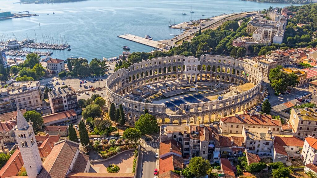 Day 14: Pula