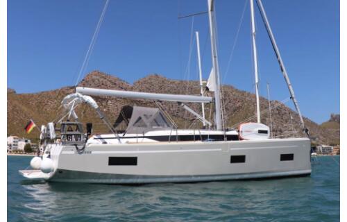 Bavaria C38 Levante