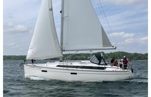 Bavaria Cruiser 37 Happy Place