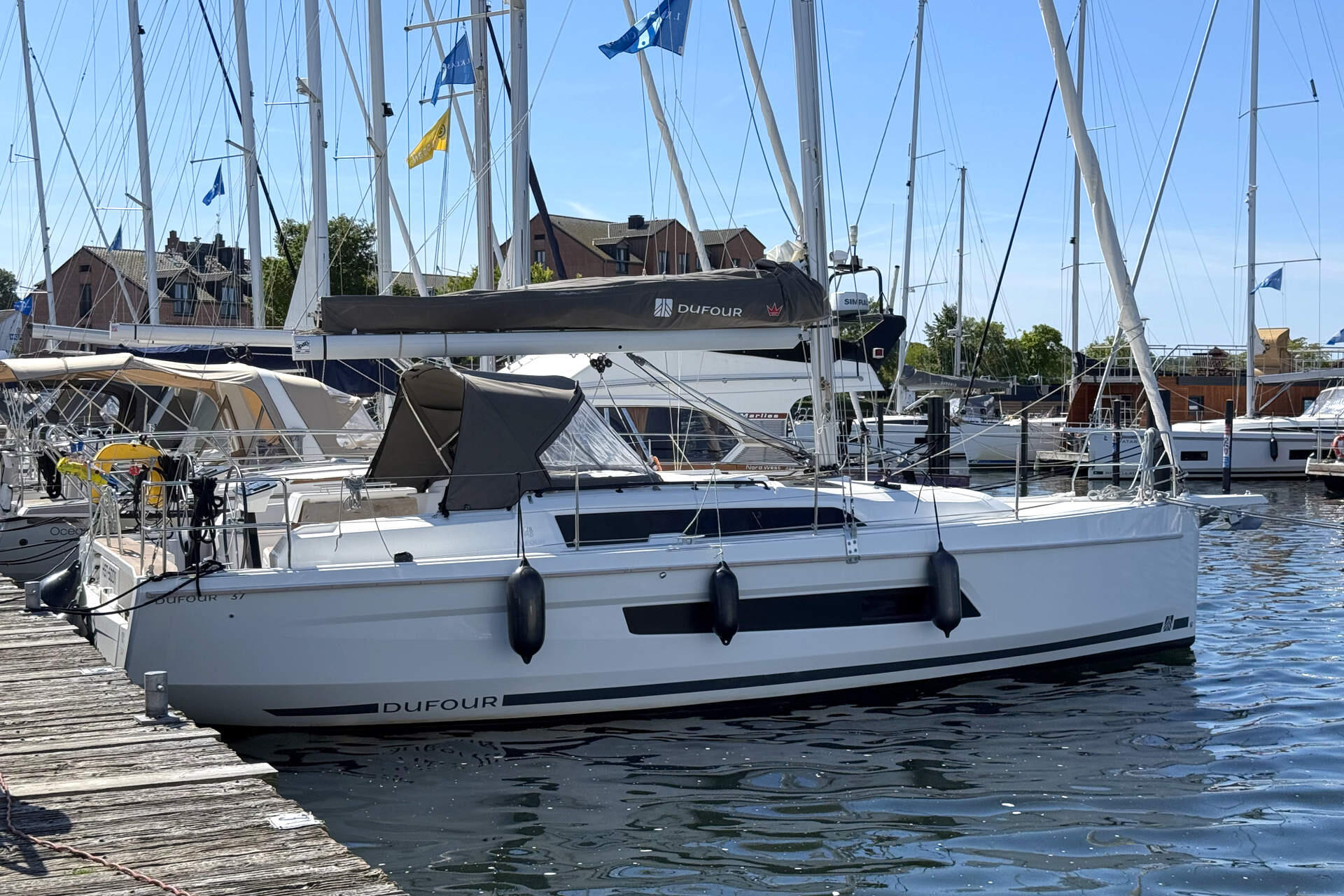 Dufour 37 Chiquitita