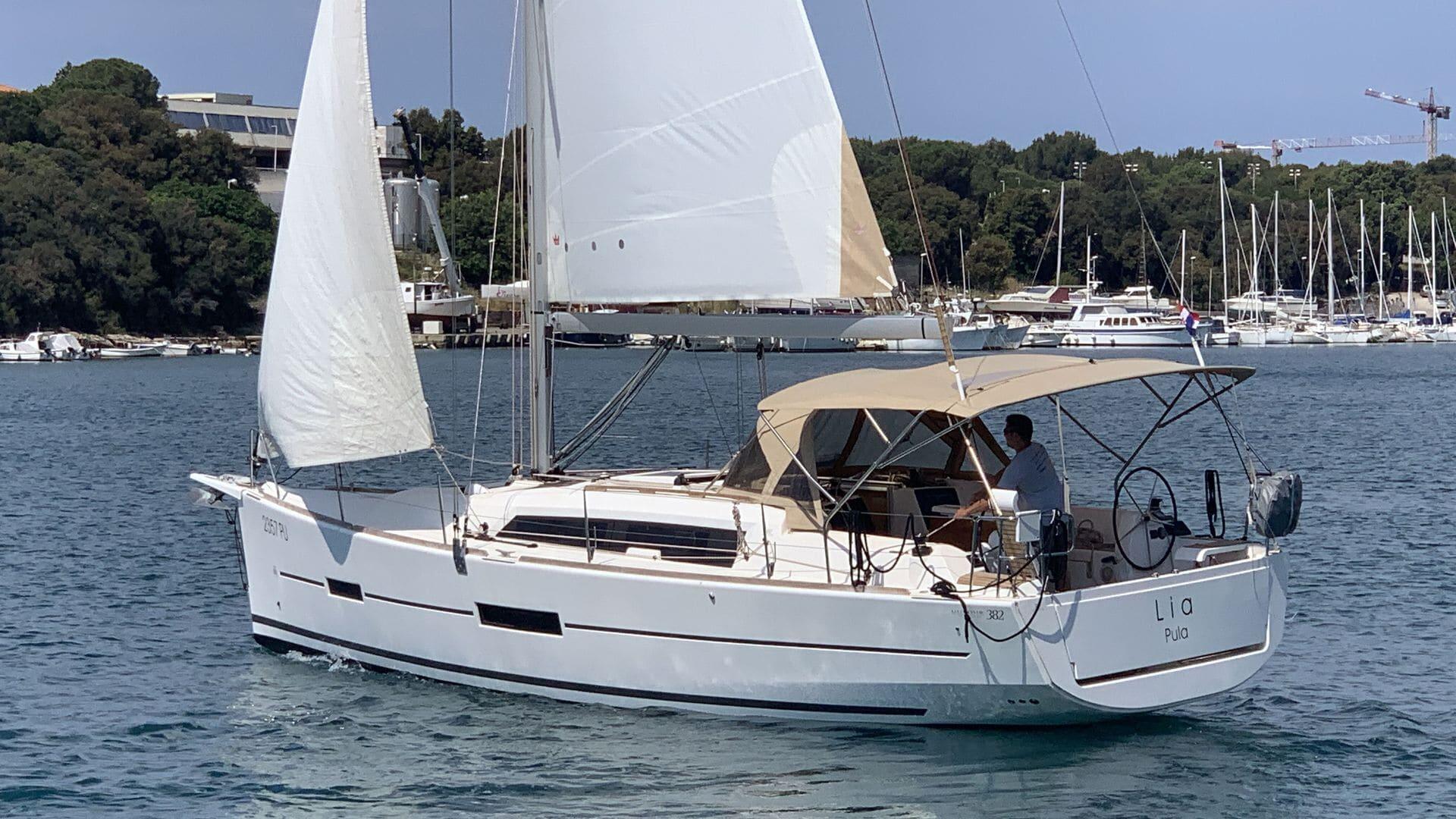 Dufour 382 GL Lia