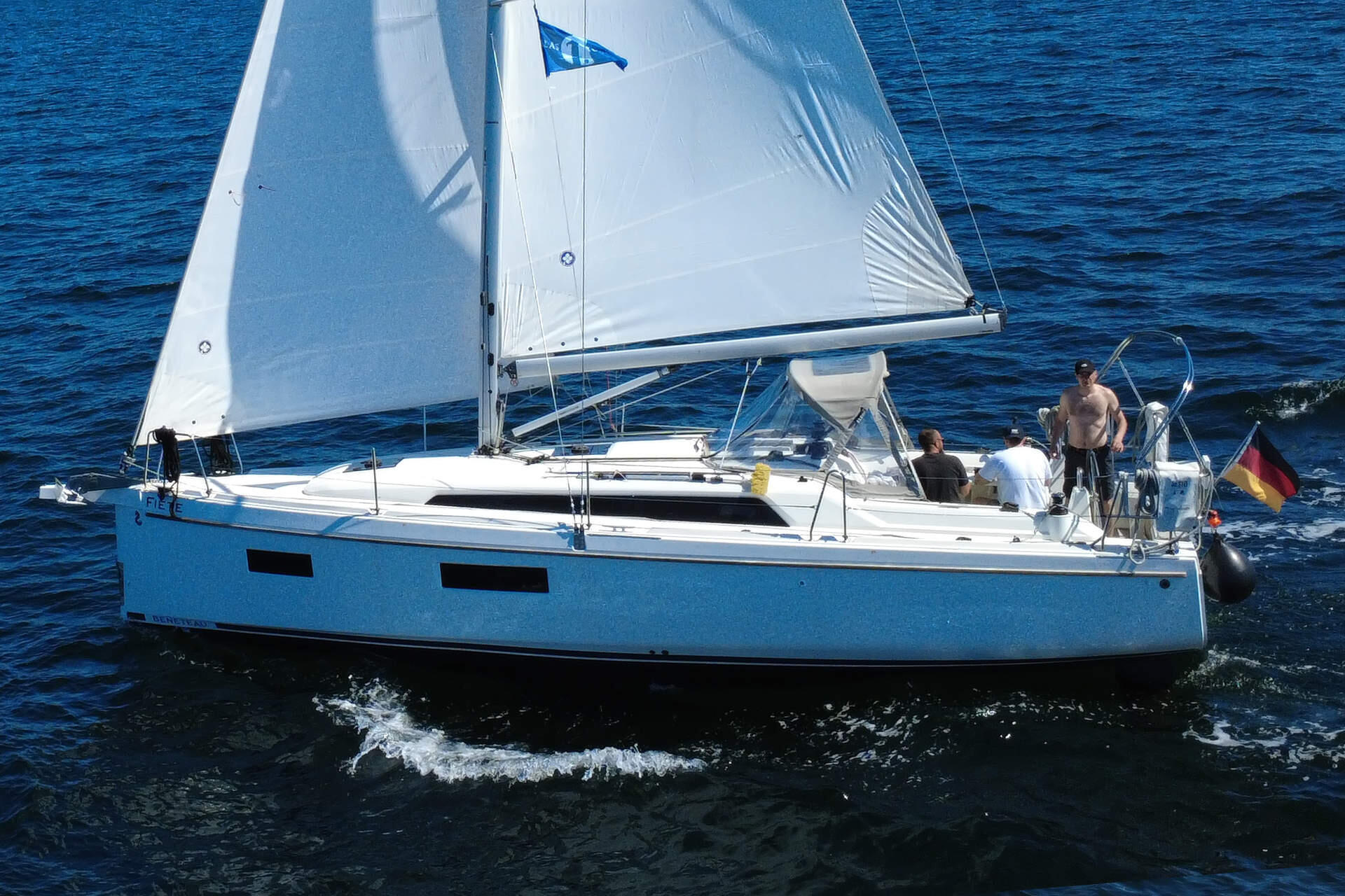 Oceanis 34.1 Fiete