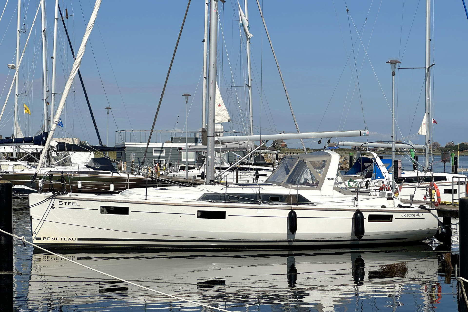 Oceanis 41.1 Steel