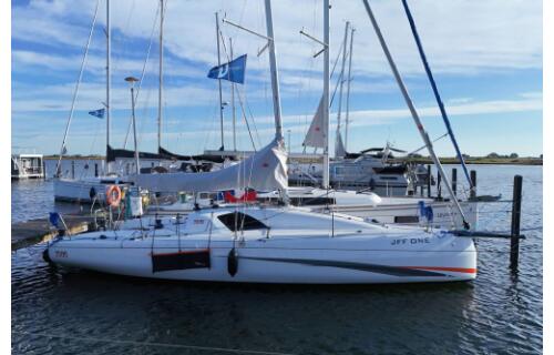 Sun Fast 3300 JFF ONE